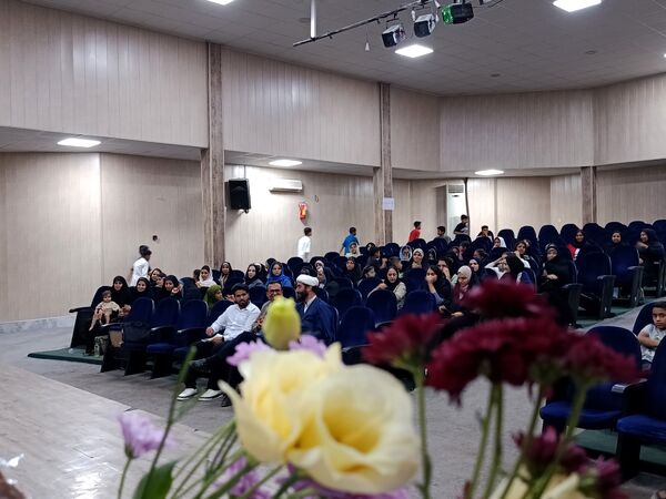 جشن میلاد حضرت زینب(س) و روز پرستار در سالن ارشاد حاجی‌آباد