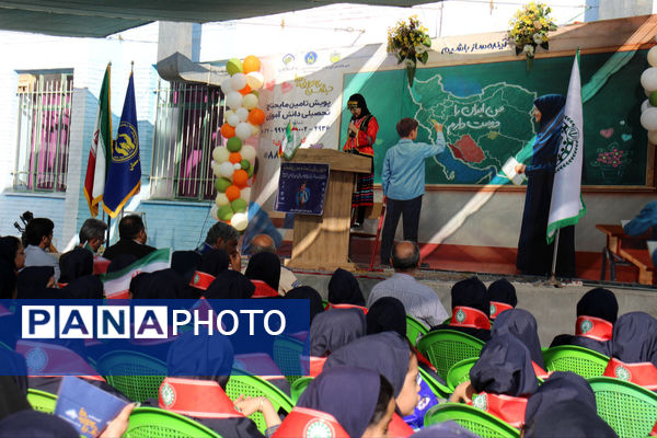 آیین جشن عاطفه‌ها در دبستان ولایت سمنان 