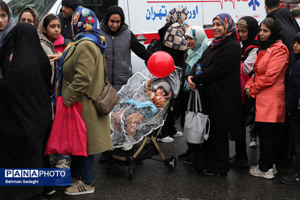 جشن خیابانی نیمه شعبان در تهران