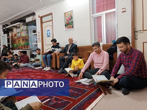 جز خوانی ماه مبارک رمضان در منازل شهروندان بیرجندی 