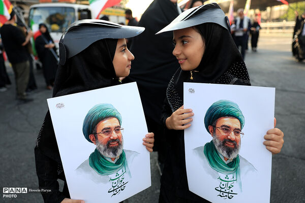 مراسم تشییع پیکر مطهر رهبر شهید انقلاب در تهران - 1
