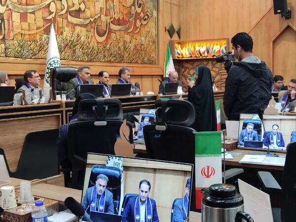 نشست هم‌اندیشی مسئولان سازمان دانش‌آموزی استان فارس روز دوم