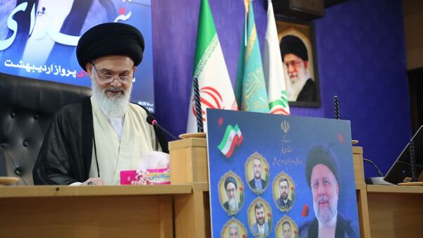 مراسم بزرگداشت استاندار شهید پرواز اردیبهشت در قم