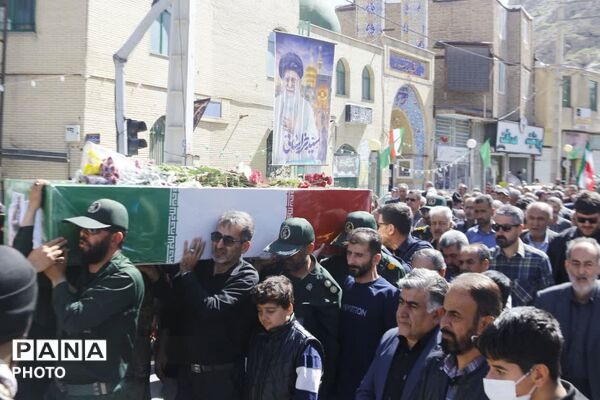 تشییع باشکوه پیکر مطهر شهید والامقام احسان اسفندیار در فیروزکوه