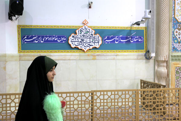 اجتماع عظیم دختران دانشجوی کشور در حرم حضرت معصومه(س)