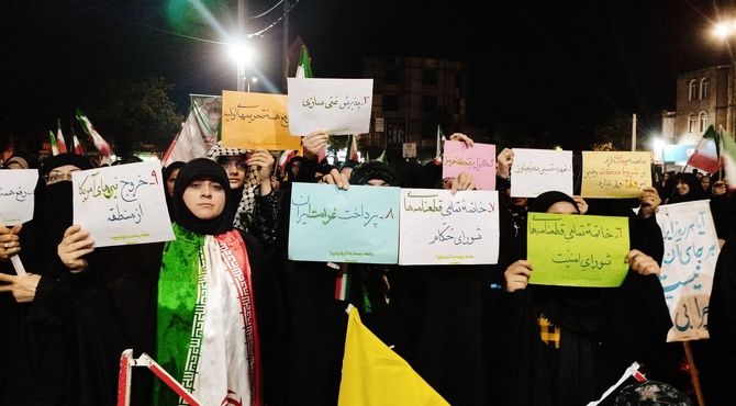شور عید قربان، مردم کنگاور را به تجمعات شبانه کشاند