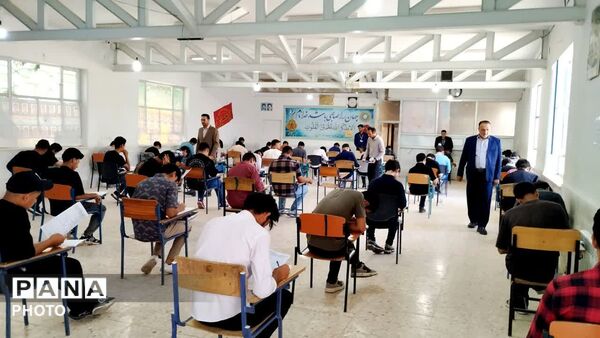 بازدید مدیر آموزش و پرورش شهرستان کلات از حوزه محل های برگزاری امتحانات نهایی 