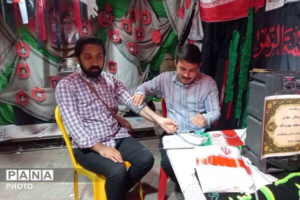 برپایی غرفه پرورشی و سلامت به مناسبت بزرگداشت هفته معلم 