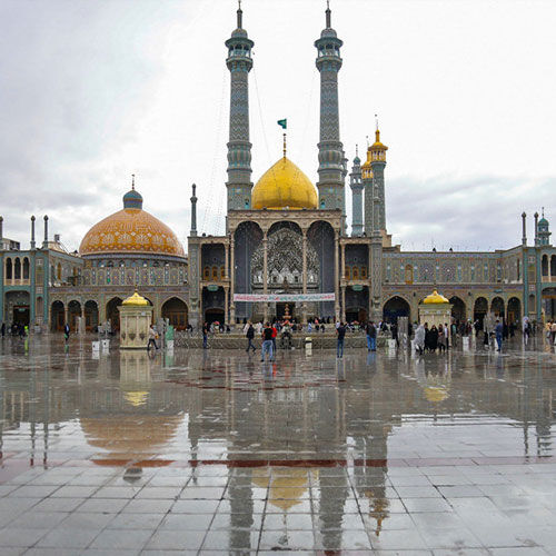 دانش‌آموز خبرنگار پانا به مناسبت وفات حضرت معصومه سلام الله علیها دکلمه‌خوانی کرد