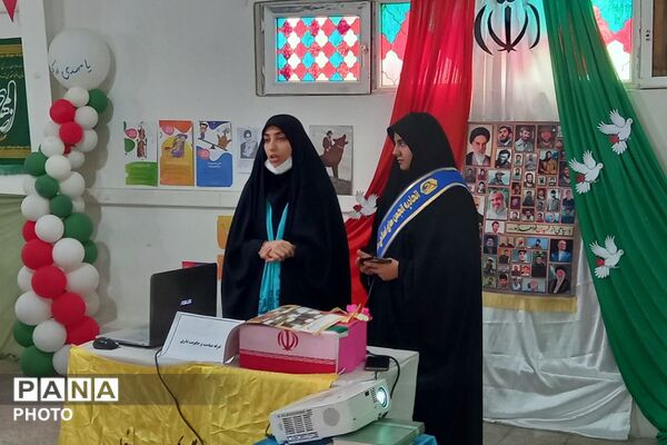 برپایی مدرسه انقلاب در هنرستان قدس ناحیه دو شهرری 