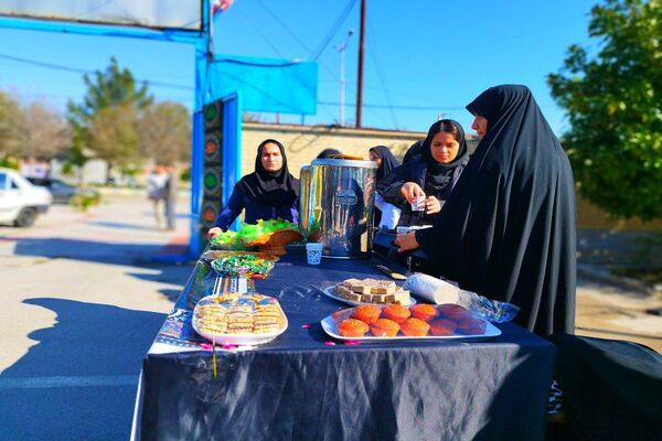  استقبال از شهدای گمنام در دبیرستان فرهیختگان شهرستان باشت