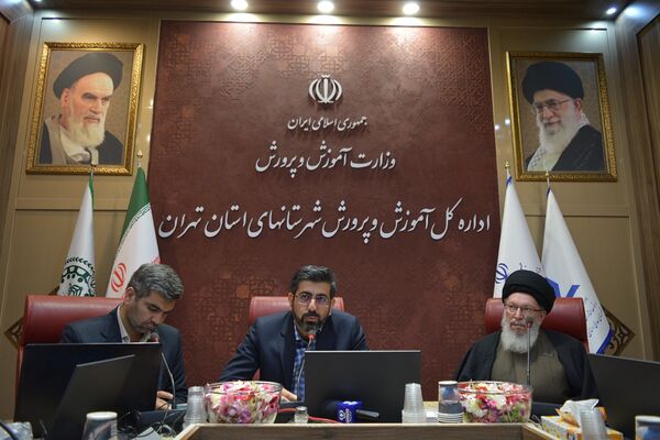 بدرقه دانش‌آموزان عمره‌گزار شهرستان‌های استان تهران