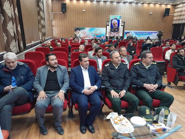 چراغ‌هایی که هرگز خاموش نمی‌شوند