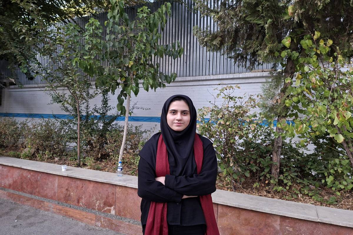 استمرار در مطالعه و دوری از حواشی از مهم‌ترین عوامل موفقیتم در کنکور بود