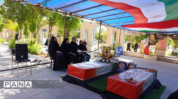  «در پناه دو ماه» در گلزار شهدای فارسان