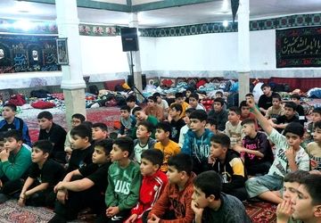 برگزاری اولین روز اعتکاف دانش‌آموزان پسر نظرآباد با محوریت تربیت و نشاط
