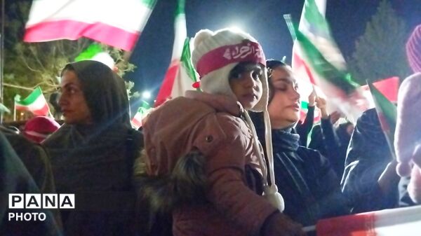 مراسم گرامیداشت چهلم شهیده آناهید رشنو