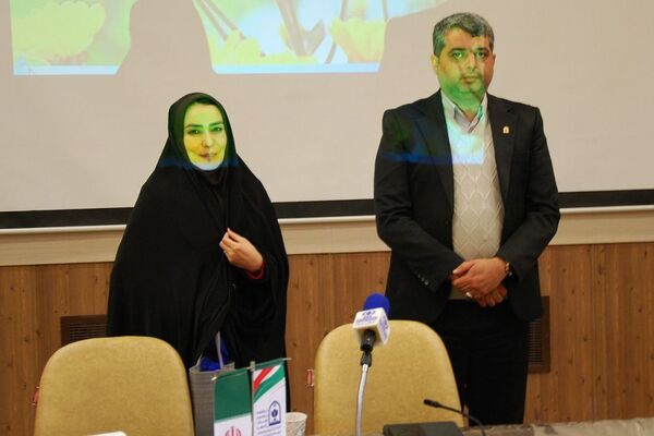 جلسه هم‌اندیشی سر گروه‌های گروه آموزشی کیفیت بخشی فعالیت‌های پرورشی مناطق ۲۱ گانه شهرستان‌های تهران