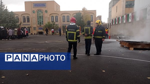 آمادگی مدارس آذربایجان‌شرقی برای برگزاری مانور زلزله 