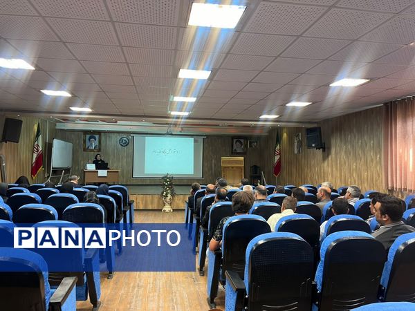 جلسه توجیهی متصدیان پایگاه تغذیه سالم در شهرستان قدس 