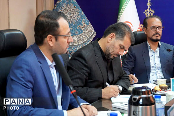 بررسی مسائل آموزش و پرورش خراسان شمالی با حضور مشاور وزیر