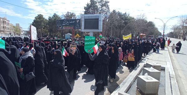 مردم شهرستان چناران با حضور گسترده در راهپیمایی روز قدس