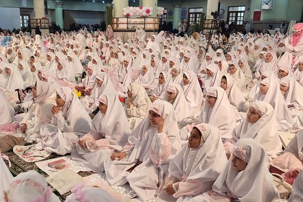 جشن بندگی دختران ناحیه دو شهرری 