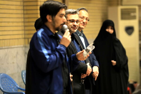 حال و هوای دختران هنرستانی قم در بازدید از یادمان‌های عملیاتی جنوب کشور