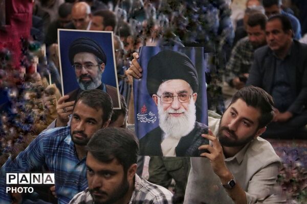 برپایی آیین بزرگداشت دولتمردان شهید در مسجد حظیره یزد 