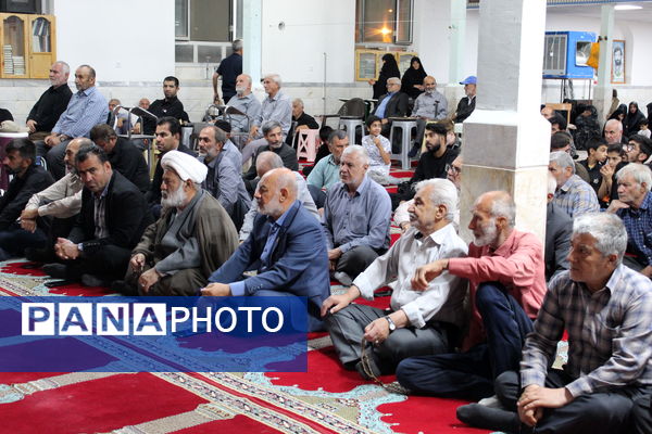 برگزاری مراسم گرامیداشت سالگرد ارتحال امام خمینی (ره) در شهر درق