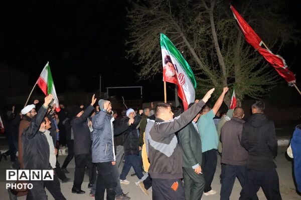 شور انقلابی مردم روستای باقرآباد قم