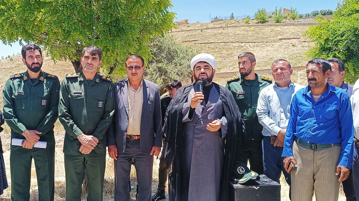 اعزام کاروان ۸۰ نفره بسیجیان مارگون به مرقد امام خمینی(ره)