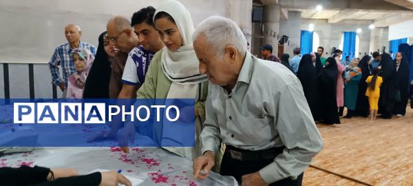 برگزاری دور دوم انتخابات ریاست‌جمهوری در محمودآباد 