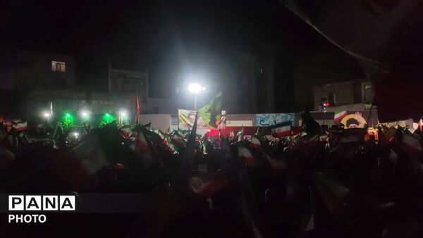 حضور وزیر آموزش و پرورش همراه با مردم در تجمعات شبانه