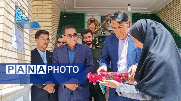 نواخته شدن زنگ سلامت در دبیرستان الزهرا شهرستان مارگون