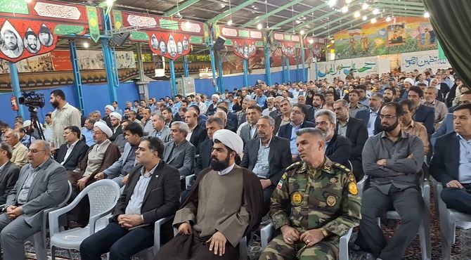 تأکید فرماندار اصفهان بر ادامه مسیر خدمتگزاری