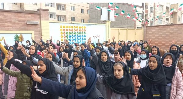 استقبال دانش‌آموزان منطقه پردیس از جشنواره ماها 