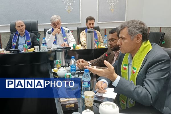 نشست هم‌اندیشی پیشکسوتان سازمان دانش‌آموزی استان کرمانشاه