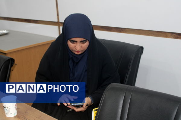 نشست خبری مدیرکل نوسازی مدارس استان بوشهر 