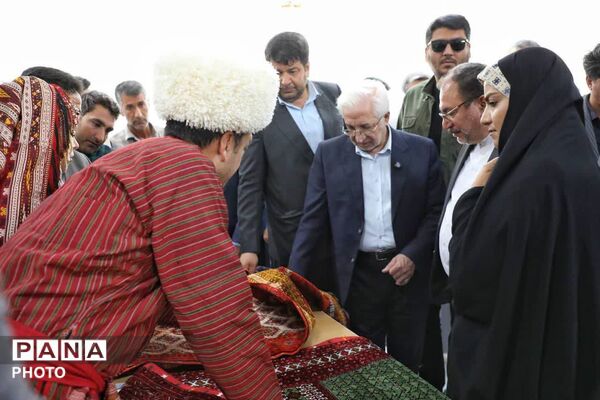 افتتاح کارگاه و نمایشگاه فرش دویدخ با حضور استاندار خراسان شمالی