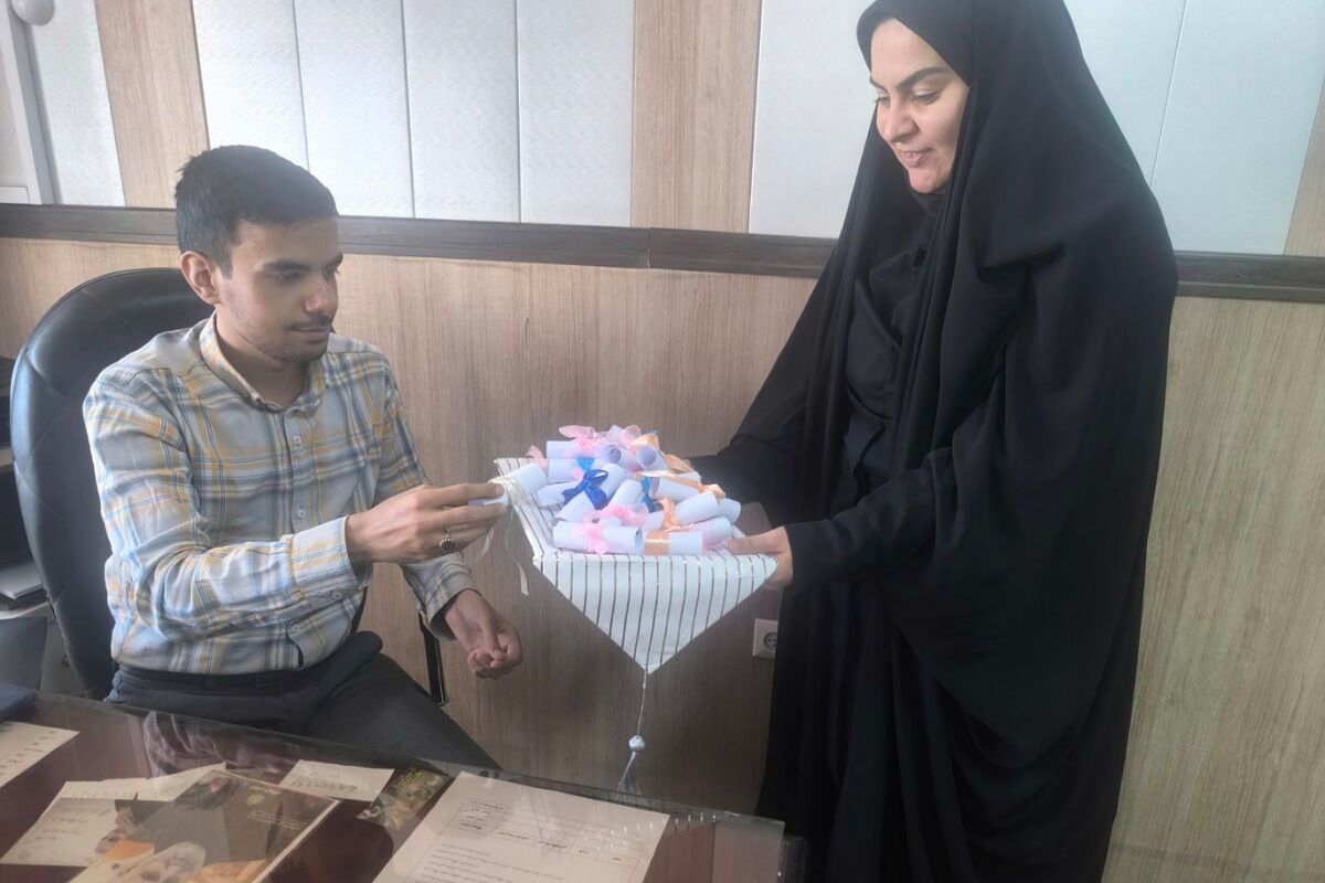 پاسداشت بزرگداشت حافظ شیرازی در اداره آموزش و پرورش ناحیه یک شهرری