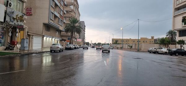 بارش باران چهره بندرعباس را پاییزی و دل‌انگیز کرد