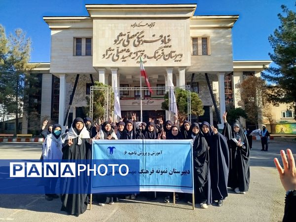  موج خروشان مردم در سیزده آبان امت واحده را به رخ کشید