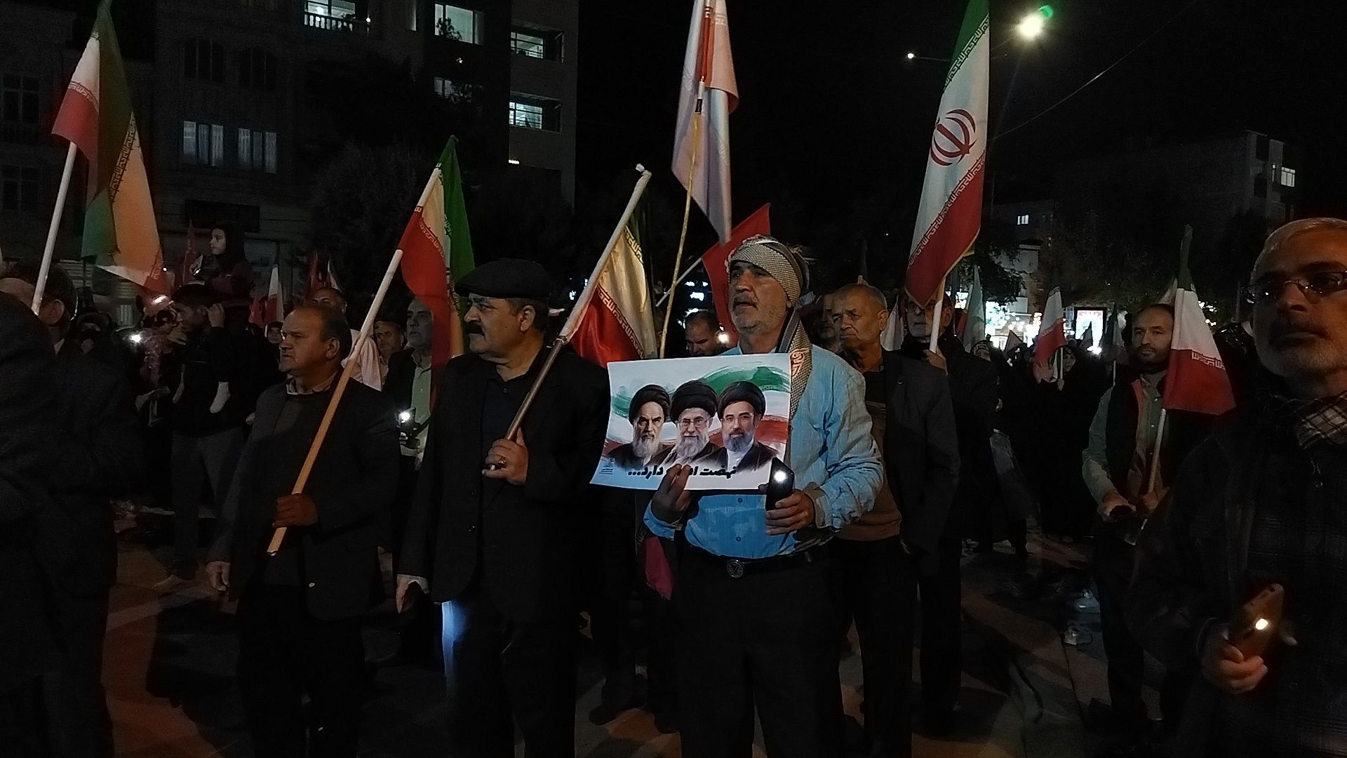 دویست و بیست و نهمین شب از اجتماعات مردمی بلوار فضل نیشابور در قاب پانا 