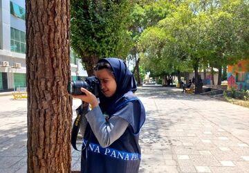 روز جهانی عکاسی ؛ روایت اولین بانوی عکاس آباده