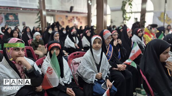 شکوه حضور دختران در روز دختر