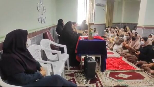 گرامیداشت روز مادر در دبیرستان حضرت آسیه (س)  