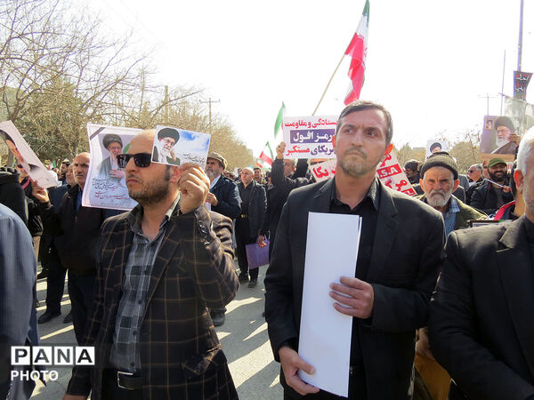 نماز جمعه و راهپیمایی در هفتمین روز جنگ تحمیلی در بجنورد
