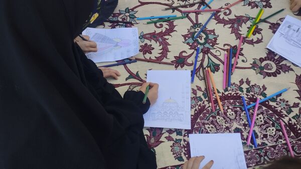 برپایی میز خدمت در مصلی نماز جمعه شهرستان خلیل‌آباد