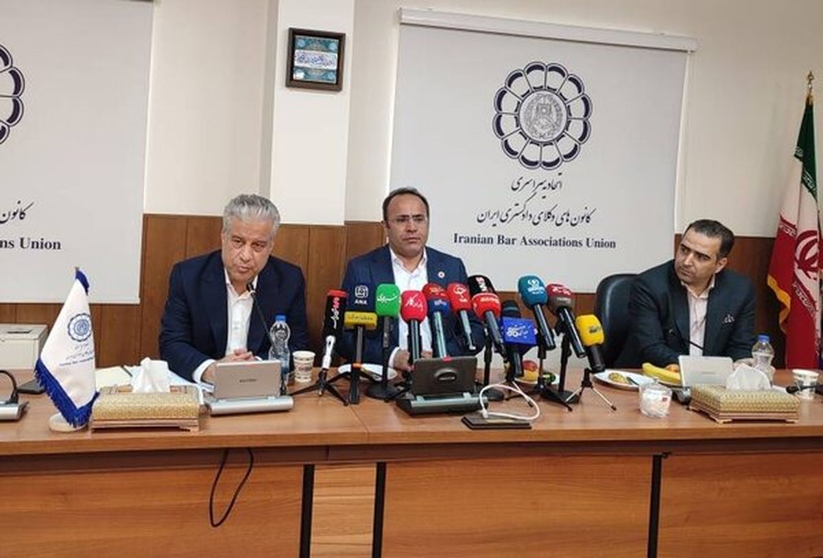 موافقان قانون تسهیل اگر واقعا به فکر جوانان هستند، امضاهای طلایی بازنشستگان را از آن‌ها بگیرند/ ثبت‌نام آزمون وکالت ۲۳ شهریور برگزار می‌شود 